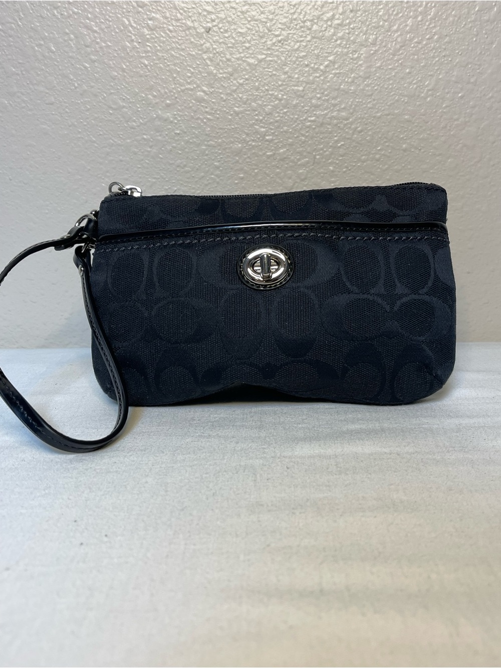 Coach Signature Jacquard Turnlock Pocket Wristlet